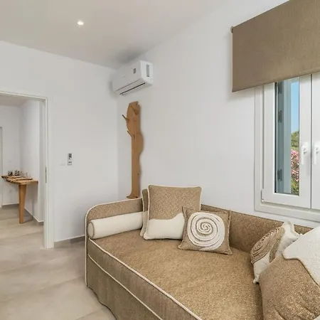 Ammos Seafront House Tatil Evi Adamantas (Milos)